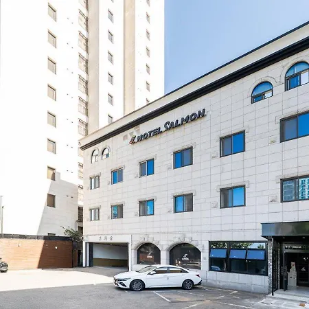 Hotel Salmon